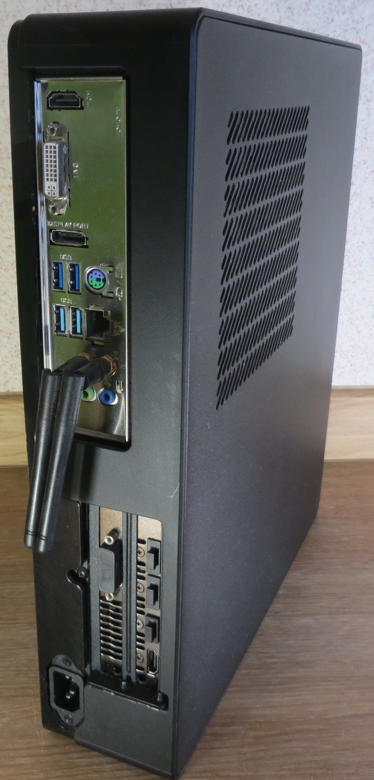 Fractal Design Node 202